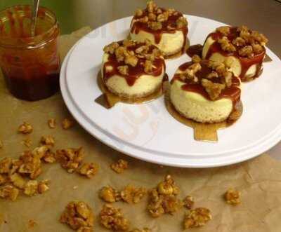 Pyc Cheesecake & Gallery