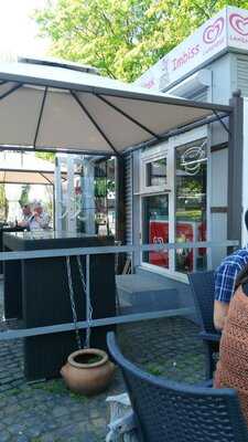 Rheinbiss Rheinkilometer 652