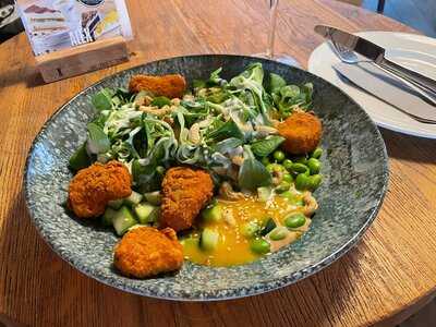 Alex Frankfurt The Squaire