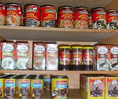 El Tesoro Cafe Bazar Latino