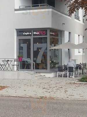 Café & Bar1715