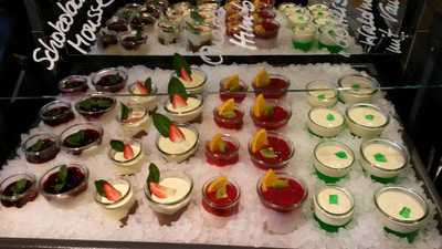 Dinea Restaurant & Café