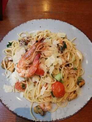 Bellini's Restaurant & Bar