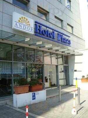 Restaurant Hotel Plaza