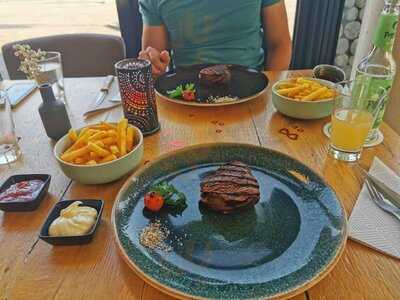 Ele'ments Of Taste Restaurant