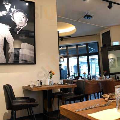 Massi Bar & Restaurant