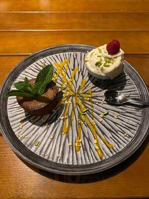 Massi Bar & Restaurant