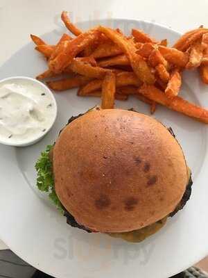Feuersteins Premium Burger