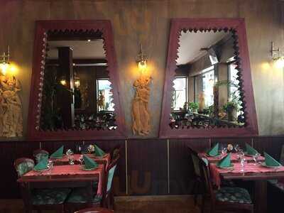 Chang Puak Restaurant