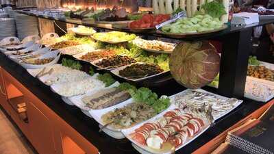 Nirvana Restaurant & Cafe