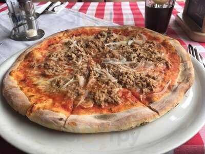 Ristorante & Pizzeria La Piazza