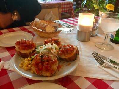 Ristorante & Pizzeria La Piazza