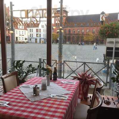 Ristorante & Pizzeria La Piazza