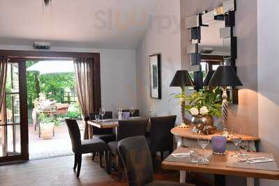 Restaurant Binnen Un Buten