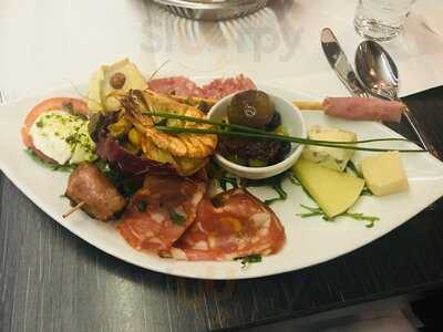 Restaurant Quattropassi Zur Burg Wissem