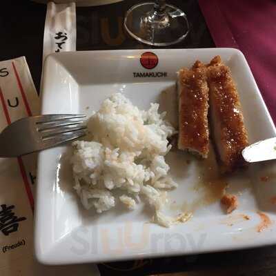 Tamakuchi - Sushi & Wok