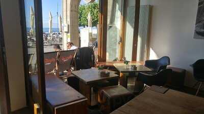 Brot | Kaffee | Wein