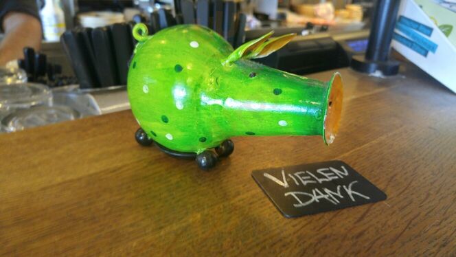 Brot | Kaffee | Wein