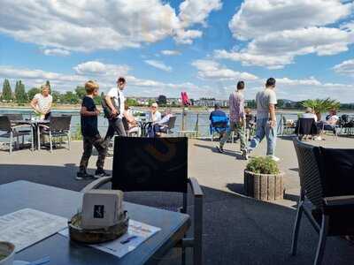 Biergarten "zumrheinblick"