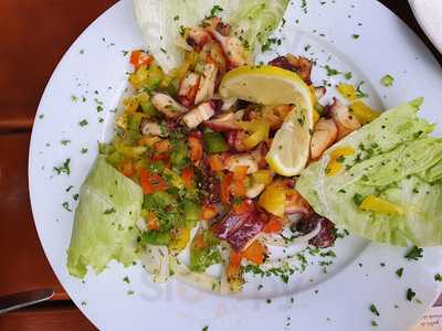 Olive Im Waldschlösschen