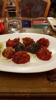 Tandoor Restaurant