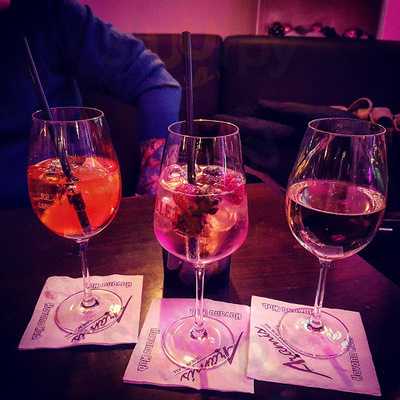 Cafe Und Cocktailbar Aramis