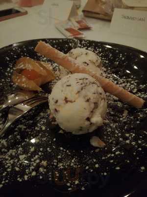 Gasthof CoschÜtz Hotel Und Restaurant