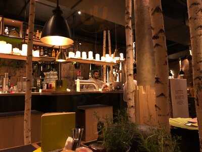 Hans Im GlÜck Burgergrill & Bar