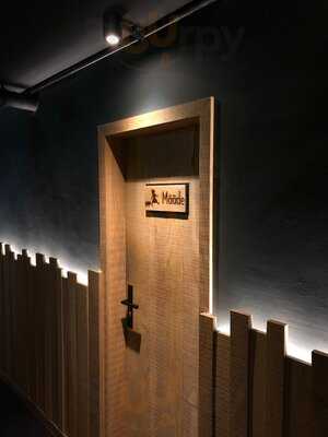 Hans Im GlÜck Burgergrill & Bar