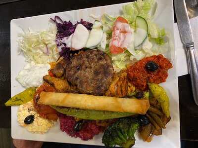 Hatti's Medya Restaurant