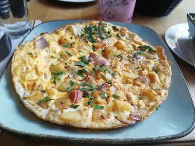 Sasan Cafe Bistro Bar