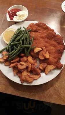 Weinrestaurant Dornbluete