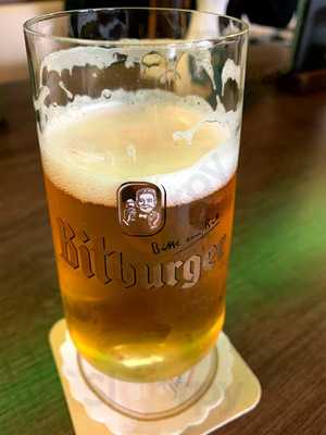 Proseven Bistro & Cafe