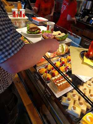 Oxen Cafe Bakery Nitt