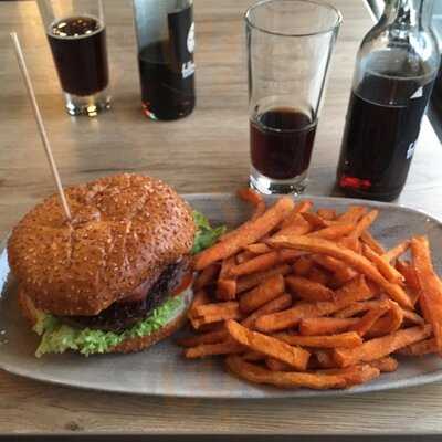 Werk 4 - Restaurant & Bar