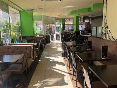 Epinay Café & Bistro