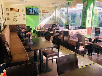 Epinay Café & Bistro