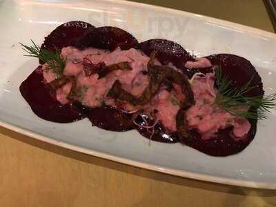 Adress Kitchen & Bar