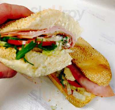 Mat's Fresh & Toasted