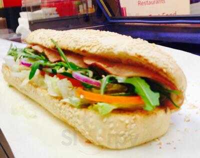 Mat's Fresh & Toasted