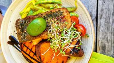 Cafe Bar Und Restaurant Relaxxx