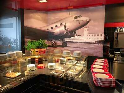 Emil Reimann – Bäckerei In Der Motorworld Stuttgart