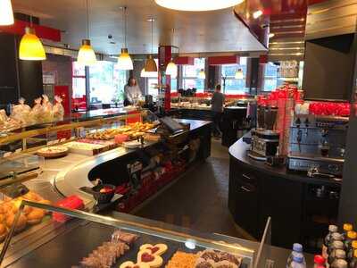 Emil Reimann – Bäckerei In Der Motorworld Stuttgart