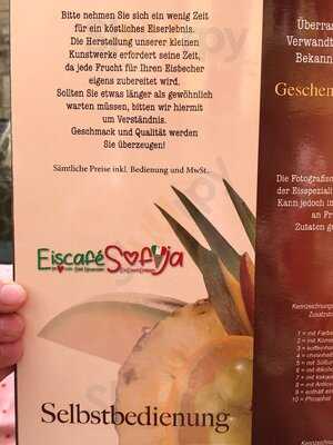 Eis Cafe Perilli An Der Kirche