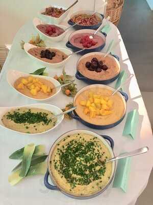 Mana Mana Delikatladen