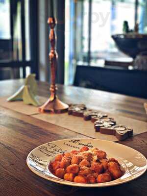 Don Camillo La Banca