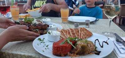 Das Kleine Restaurant Griechische Spezialitäten