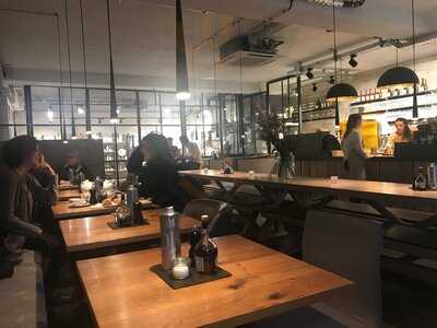 Wunderhaus Deli & Friends