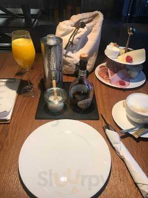 Wunderhaus Deli & Friends