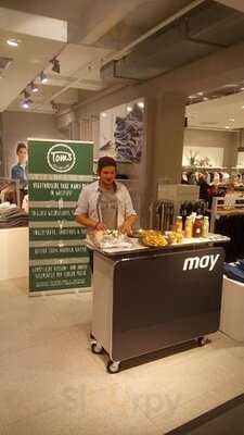 Toms Juice Coffee & Food